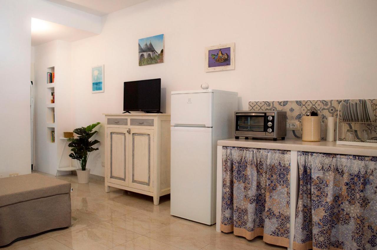 Casa Vacanze L'Essenziale Мартина-Франка Экстерьер фото