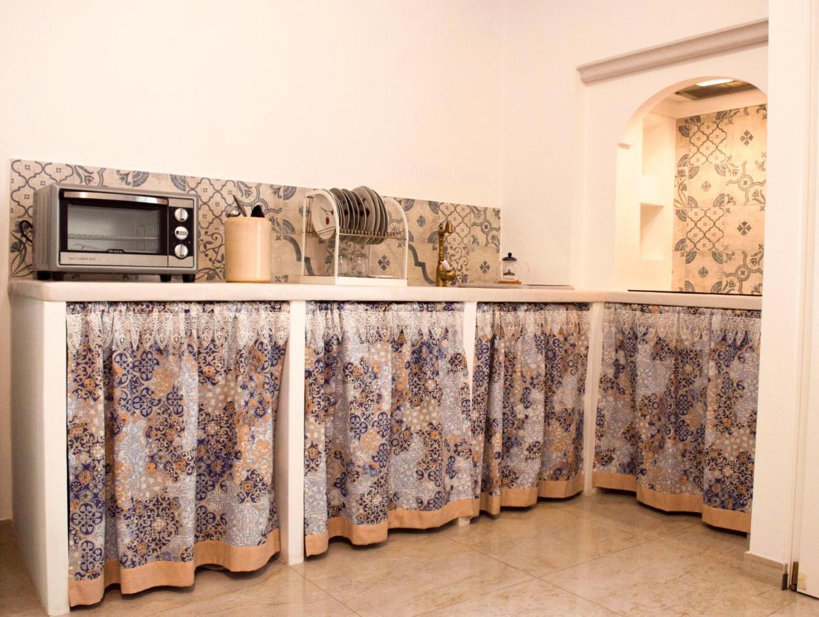 Casa Vacanze L'Essenziale Мартина-Франка Экстерьер фото